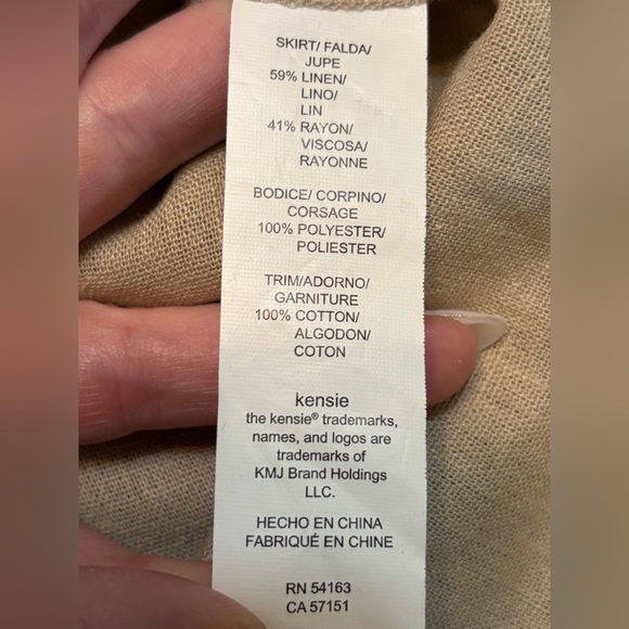 Kensie Linen & Rayon White and Tan Sheath Dress with Pleated Bishop Sleeves NWT - Picture 7 of 12